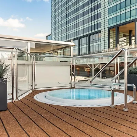 Bådhotel Hotelships Holland - Ms Charles Dickens 5*